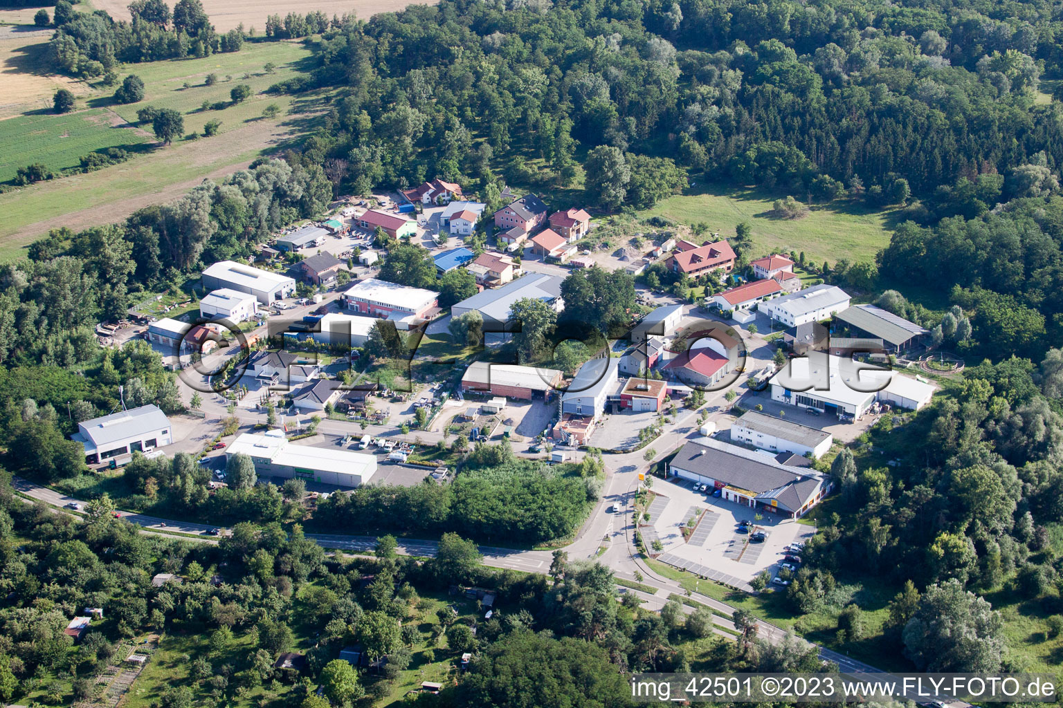Vue aérienne de Zone commerciale SW à Jockgrim dans le département Rhénanie-Palatinat, Allemagne