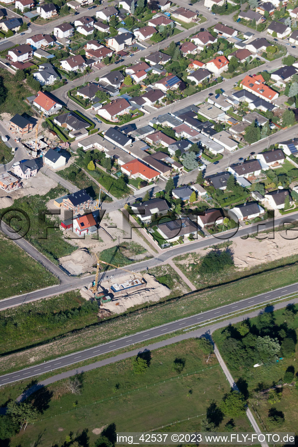 Nouvelle zone de développement ouest à Jockgrim dans le département Rhénanie-Palatinat, Allemagne vue d'en haut