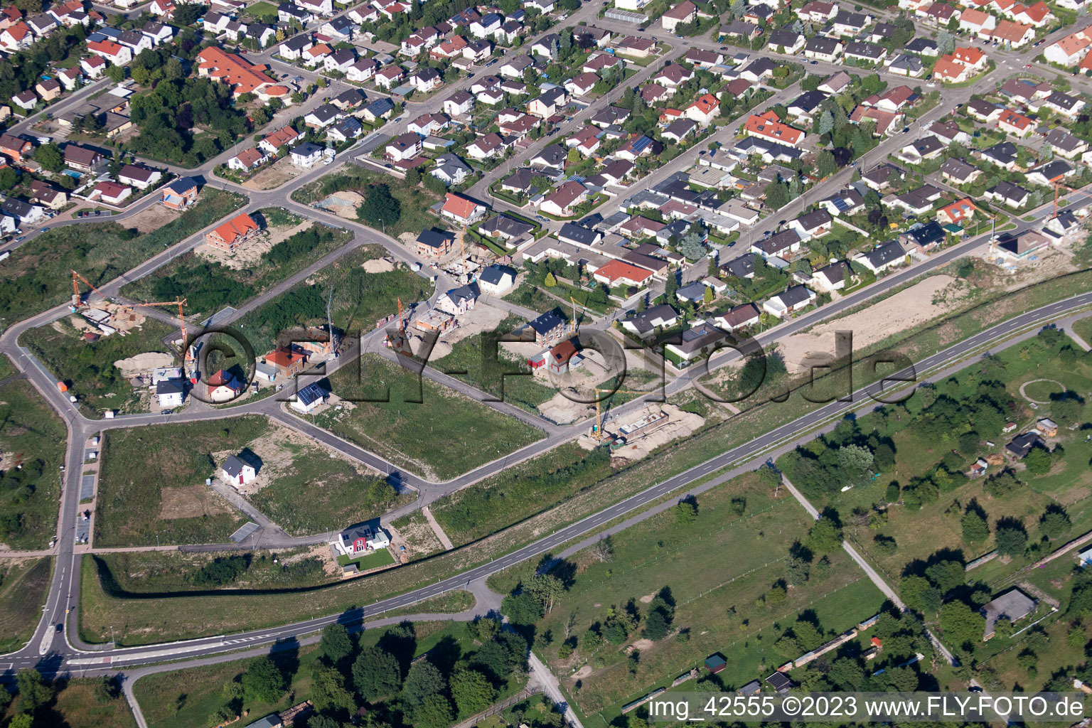 Enregistrement par drone de Nouvelle zone de développement ouest à Jockgrim dans le département Rhénanie-Palatinat, Allemagne