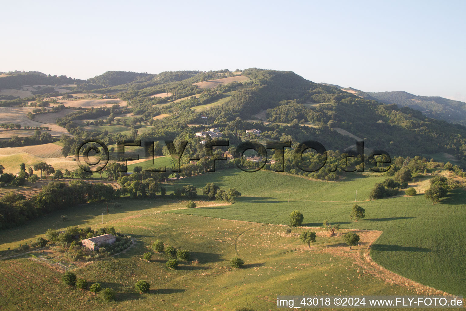 Isola di Fano dans le département Les Marches, Italie d'en haut