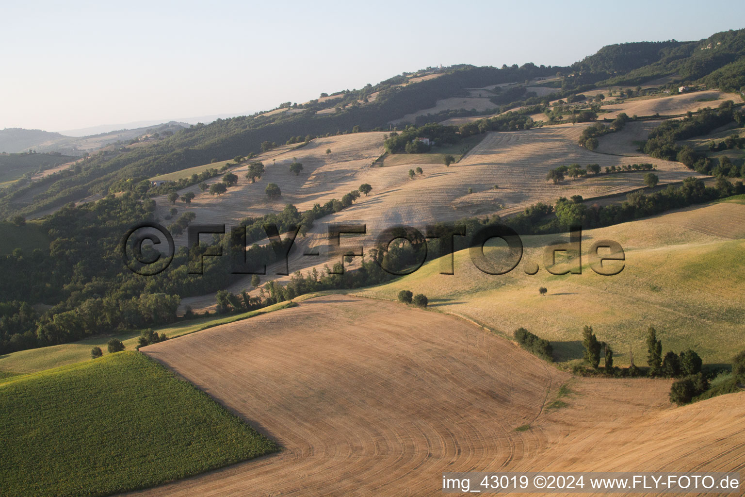 Isola di Fano dans le département Les Marches, Italie hors des airs