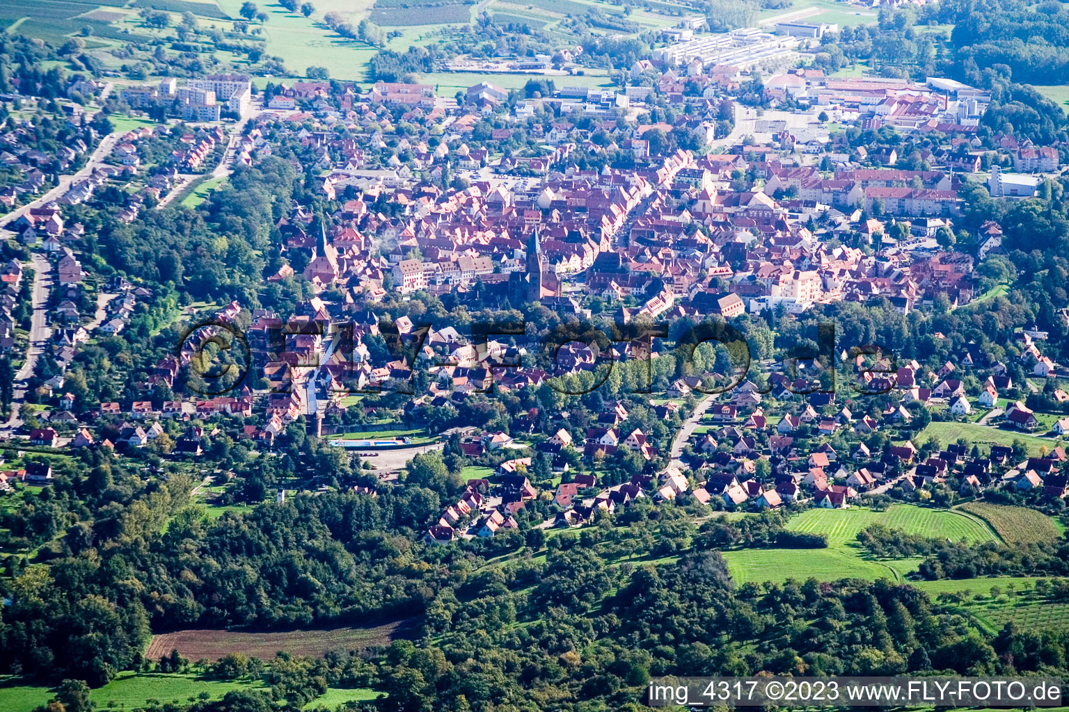 Du sud à Wissembourg dans le département Bas Rhin, France vue d'en haut