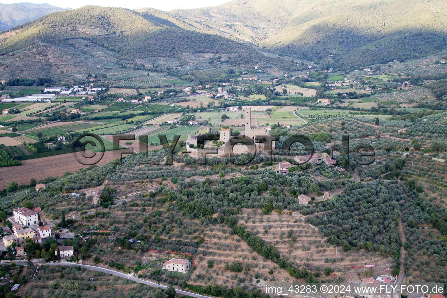 Vue aérienne de Poggiolo dans le département Toscane, Italie