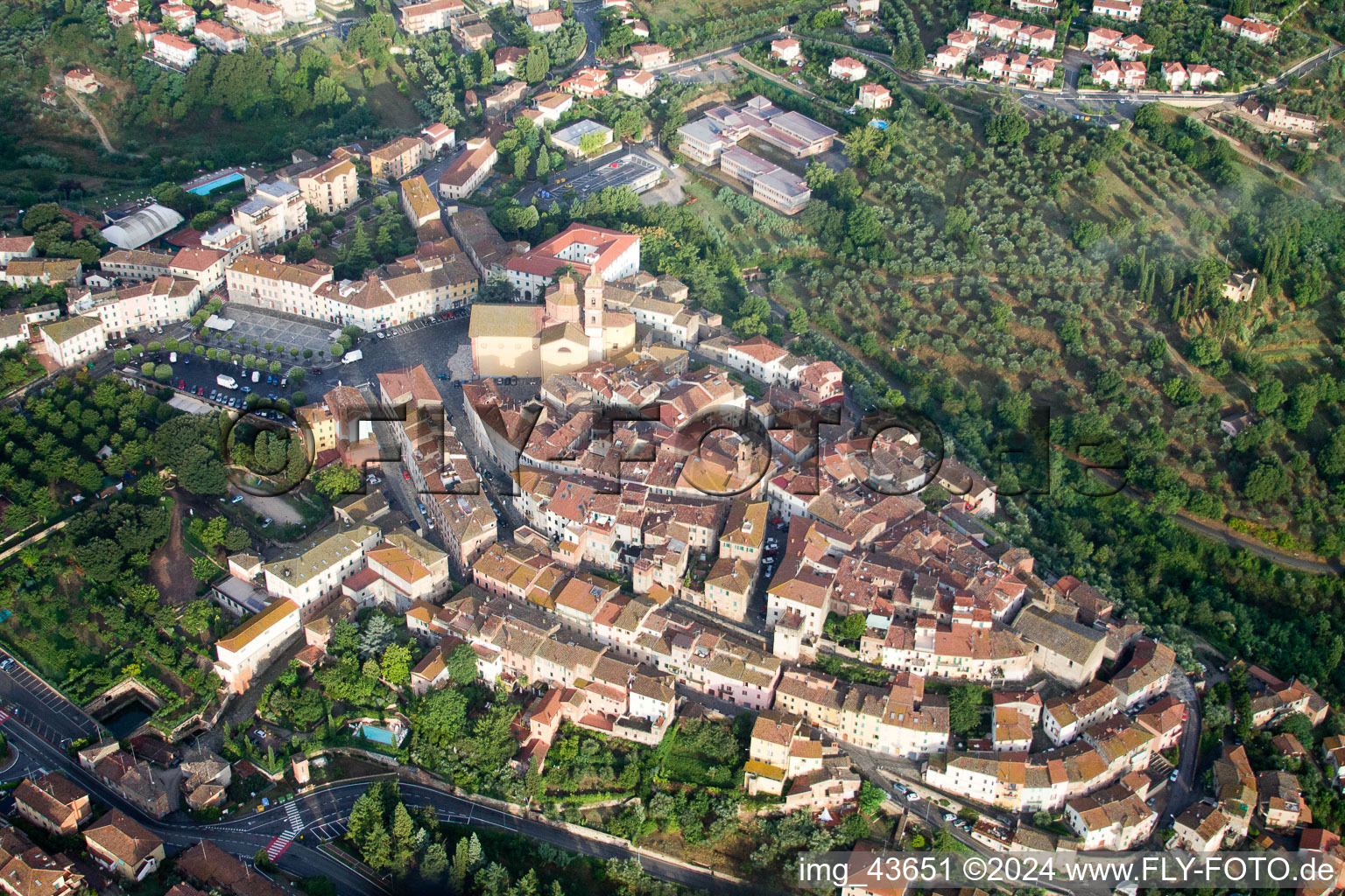 Vue oblique de Sinalunga dans le département Siena, Italie