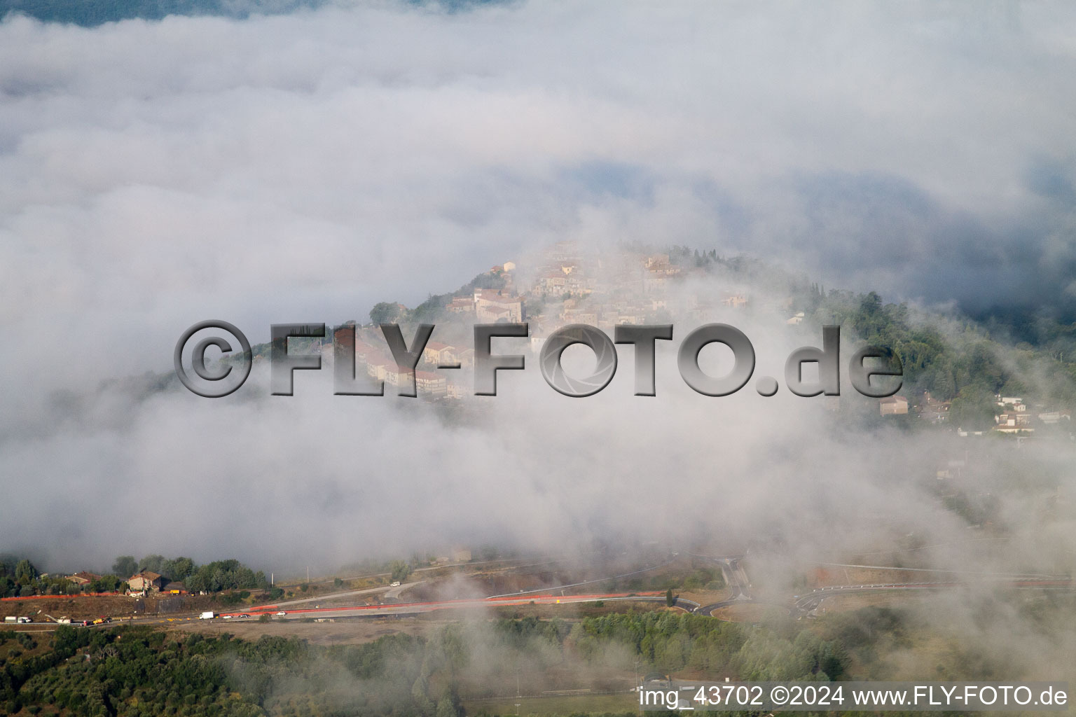 Photographie aérienne de Civitella Marittima dans le département Toscane, Italie