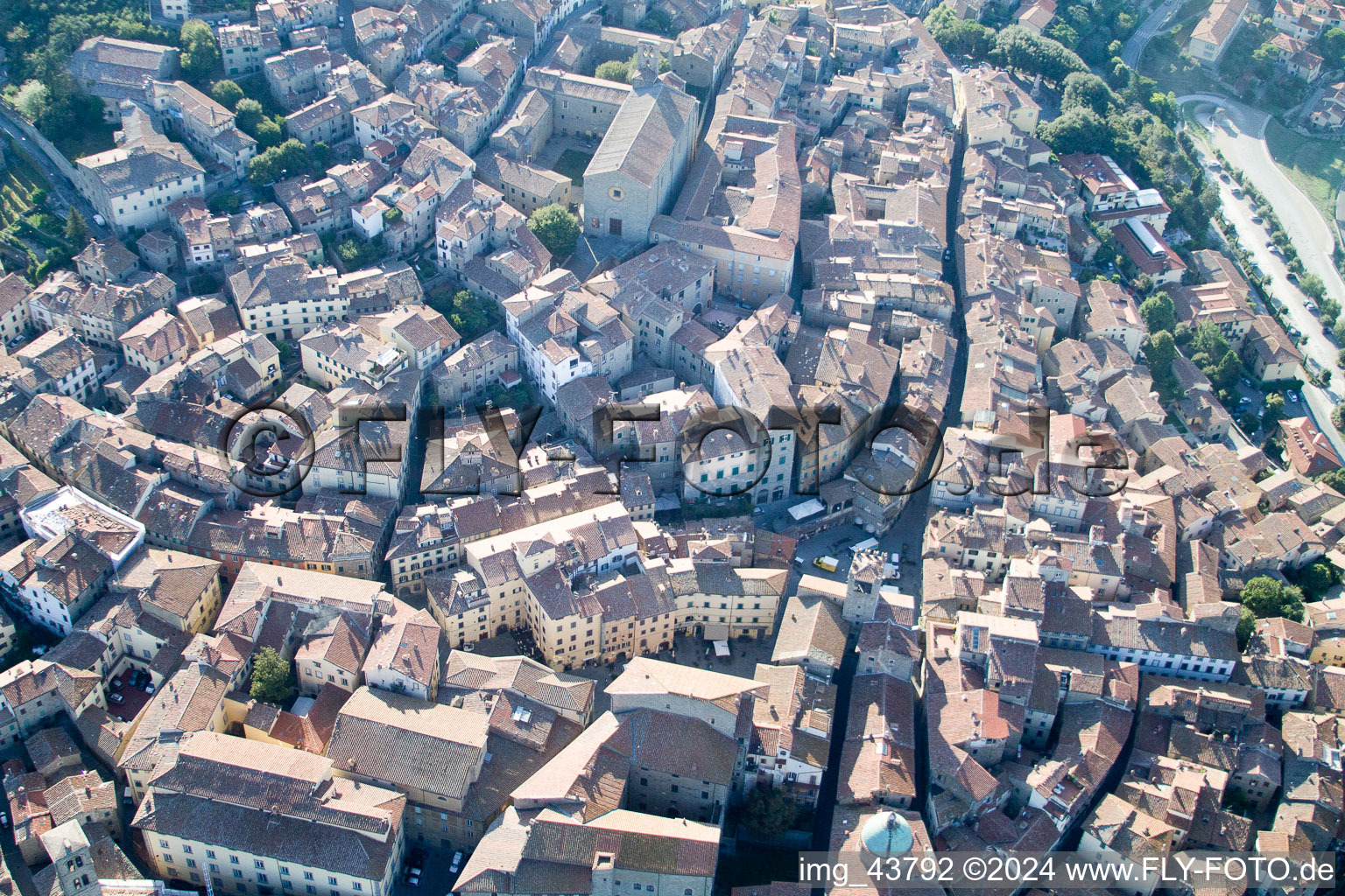 Cortona dans le département Arezzo, Italie d'en haut