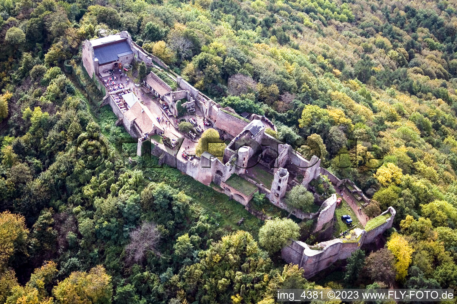 Photographie aérienne de Madenbourg à Eschbach dans le département Rhénanie-Palatinat, Allemagne