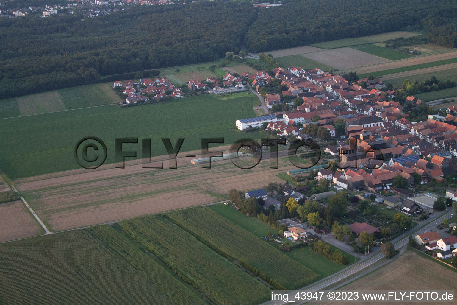 Vue d'oiseau de Quartier Hayna in Herxheim bei Landau dans le département Rhénanie-Palatinat, Allemagne