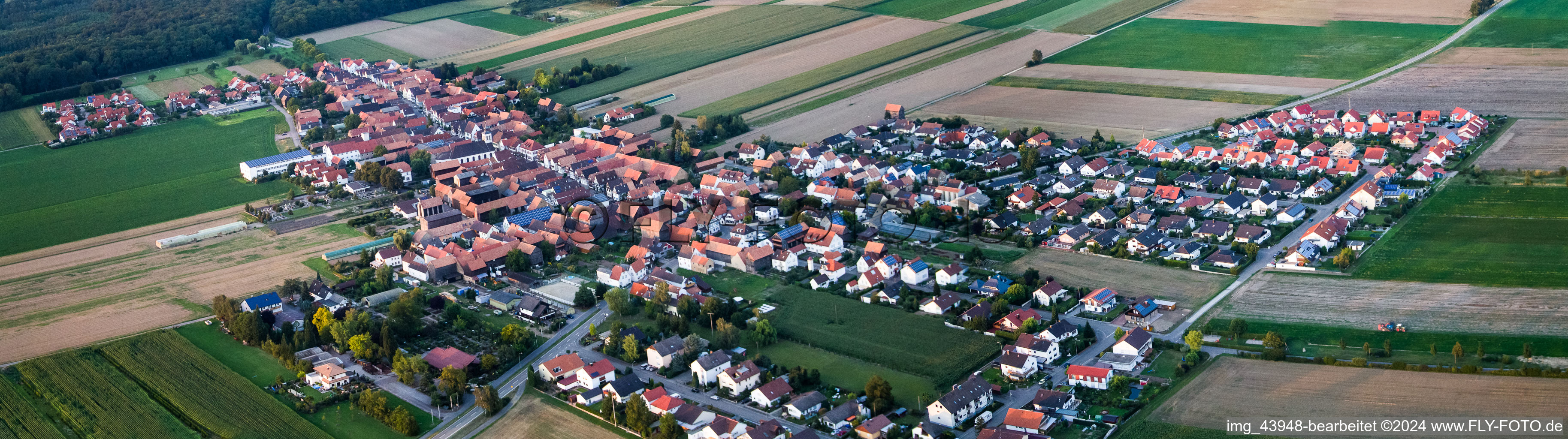 Vue aérienne de Perspective panoramique Herxheim près de Landau (Palatinat) à le quartier Hayna in Herxheim bei Landau/Pfalz dans le département Rhénanie-Palatinat, Allemagne