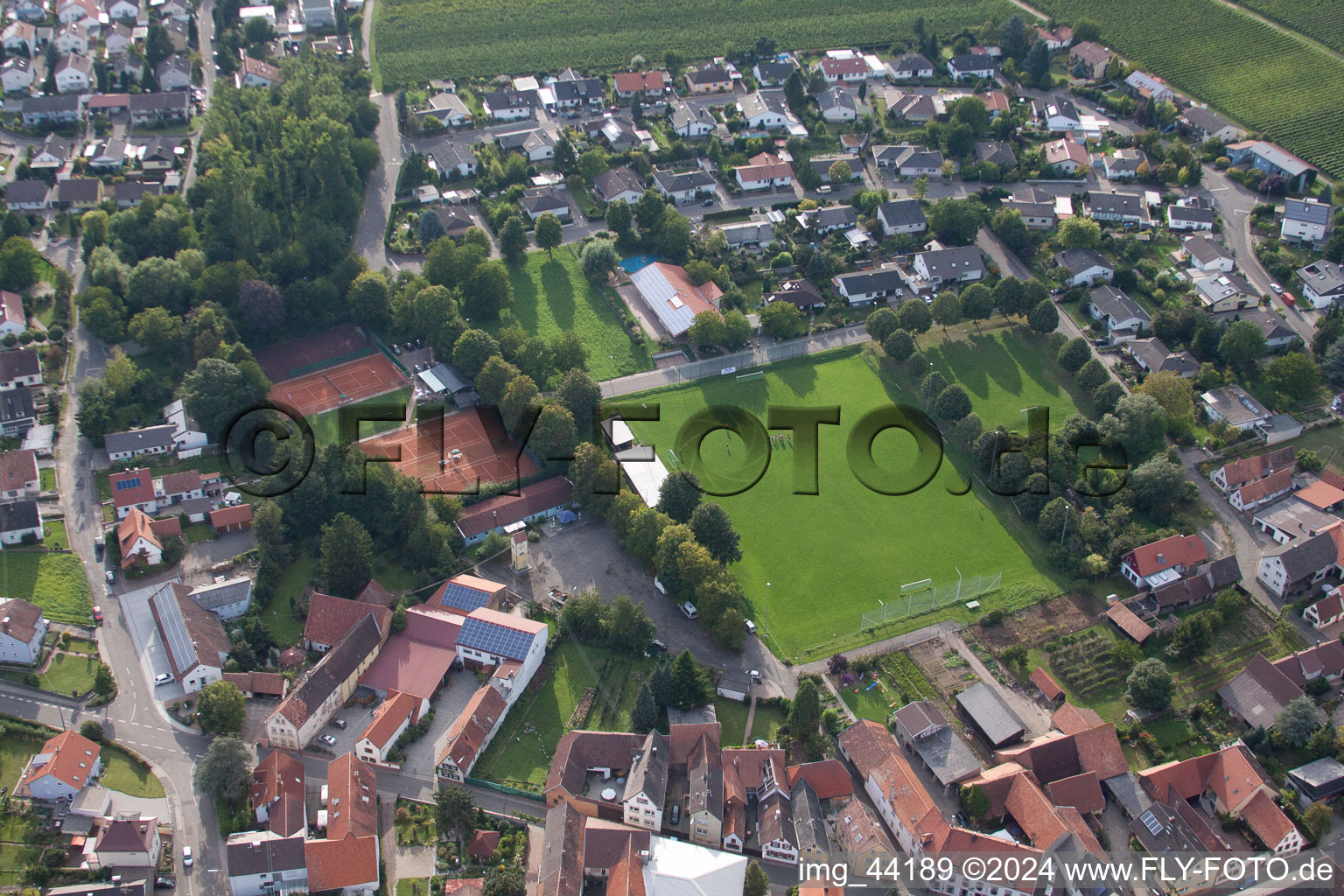 Quartier Mörzheim in Landau in der Pfalz dans le département Rhénanie-Palatinat, Allemagne du point de vue du drone