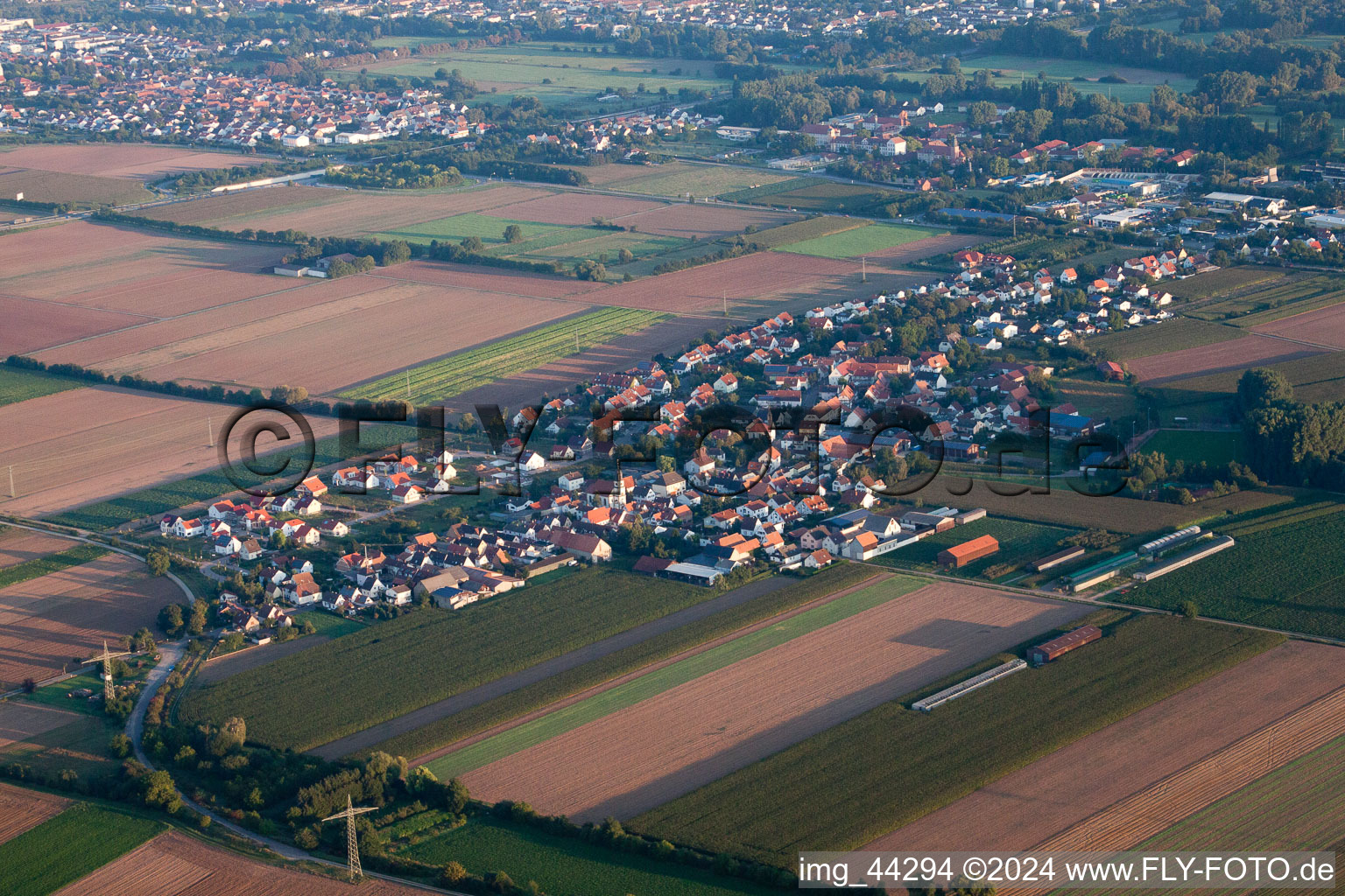 Quartier Mörlheim in Landau in der Pfalz dans le département Rhénanie-Palatinat, Allemagne du point de vue du drone