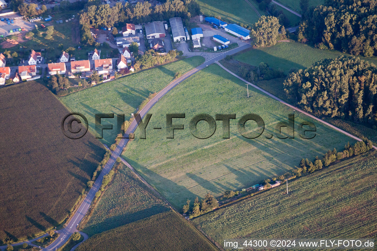 Quartier Offenbach in Offenbach an der Queich dans le département Rhénanie-Palatinat, Allemagne depuis l'avion