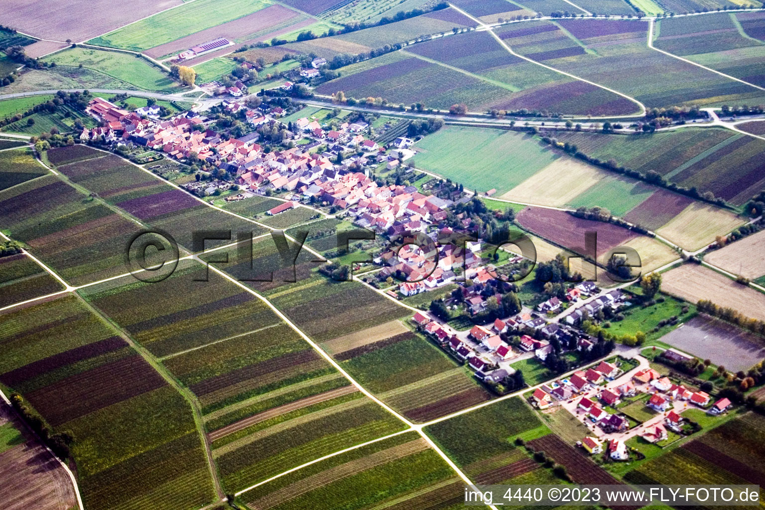 Niederhorbach dans le département Rhénanie-Palatinat, Allemagne hors des airs