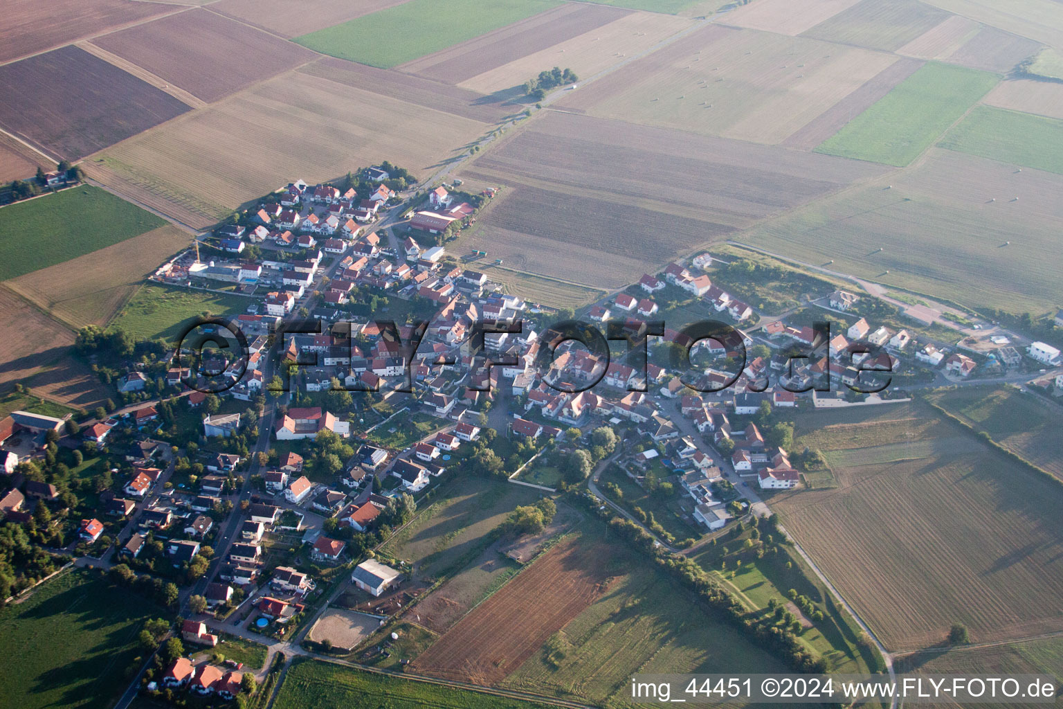 Quirnheim dans le département Rhénanie-Palatinat, Allemagne vue d'en haut