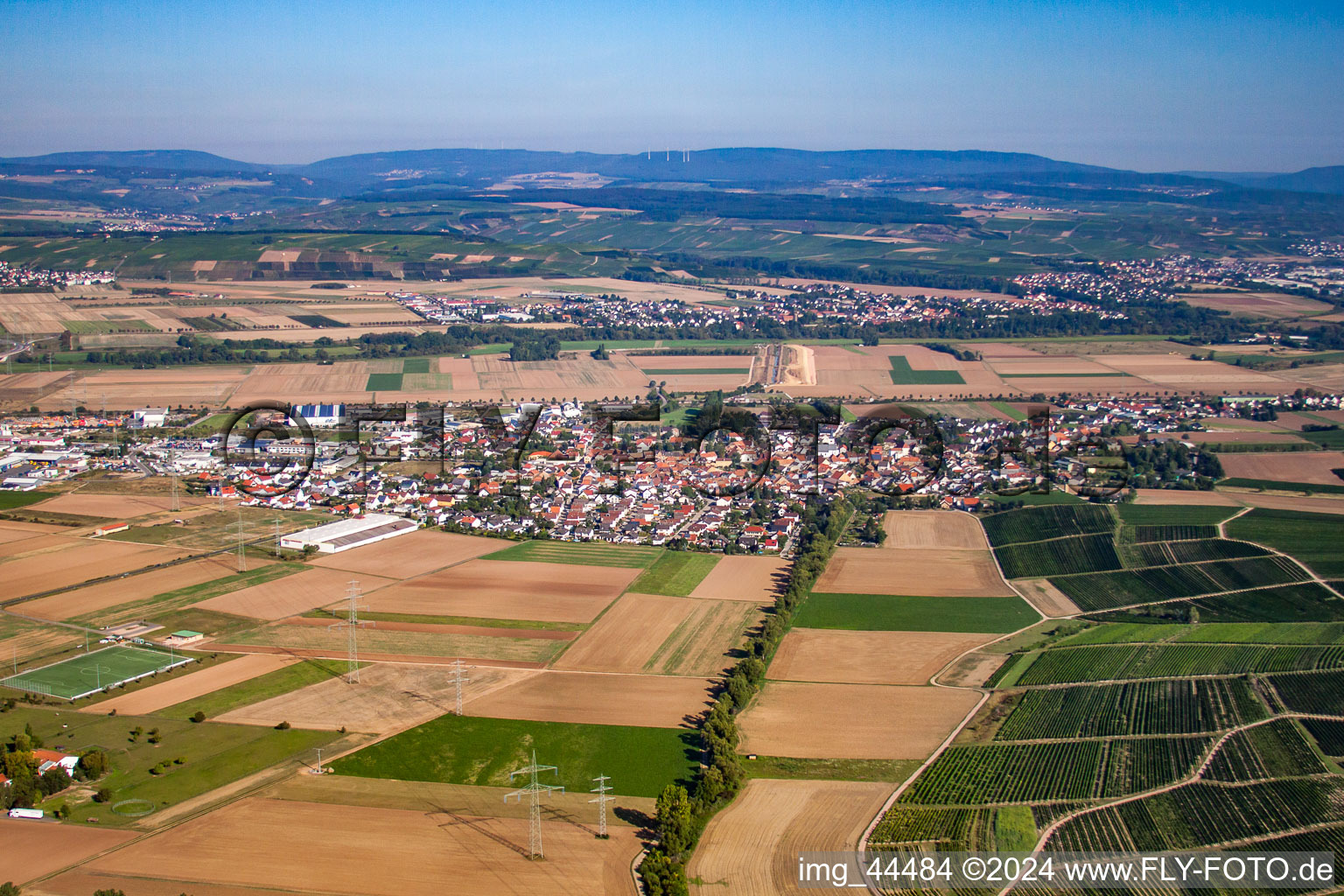 Vue aérienne de Du sud à le quartier Planig in Bad Kreuznach dans le département Rhénanie-Palatinat, Allemagne