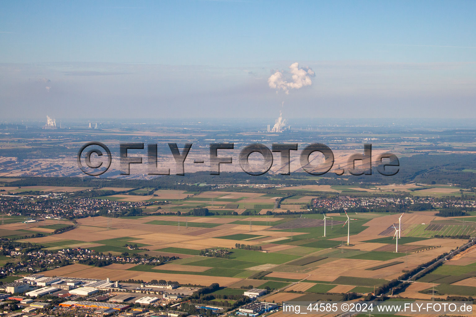 Vue aérienne de Exploitation minière à ciel ouvert et centrale électrique de lignite à Etzweiler dans le département Rhénanie du Nord-Westphalie, Allemagne