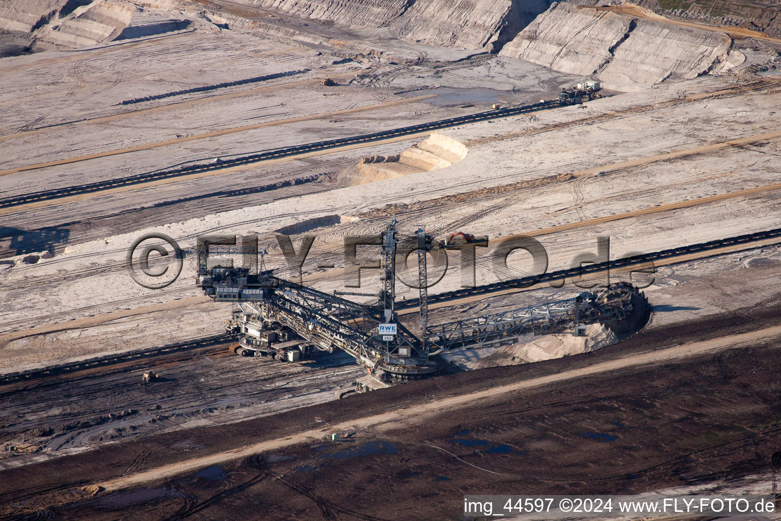 Photographie aérienne de Extraction de lignite à ciel ouvert à Inden dans le département Rhénanie du Nord-Westphalie, Allemagne