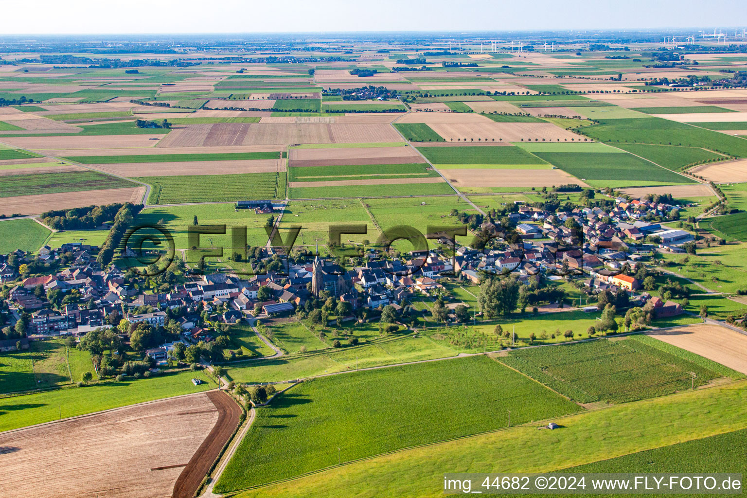 Vue aérienne de Quartier Müntz in Titz dans le département Rhénanie du Nord-Westphalie, Allemagne