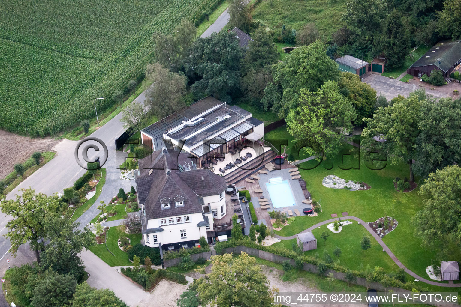 Vue d'oiseau de Grefrath dans le département Rhénanie du Nord-Westphalie, Allemagne