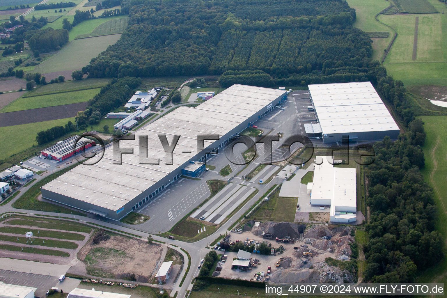 Zone industrielle de Horst à le quartier Minderslachen in Kandel dans le département Rhénanie-Palatinat, Allemagne vue d'en haut