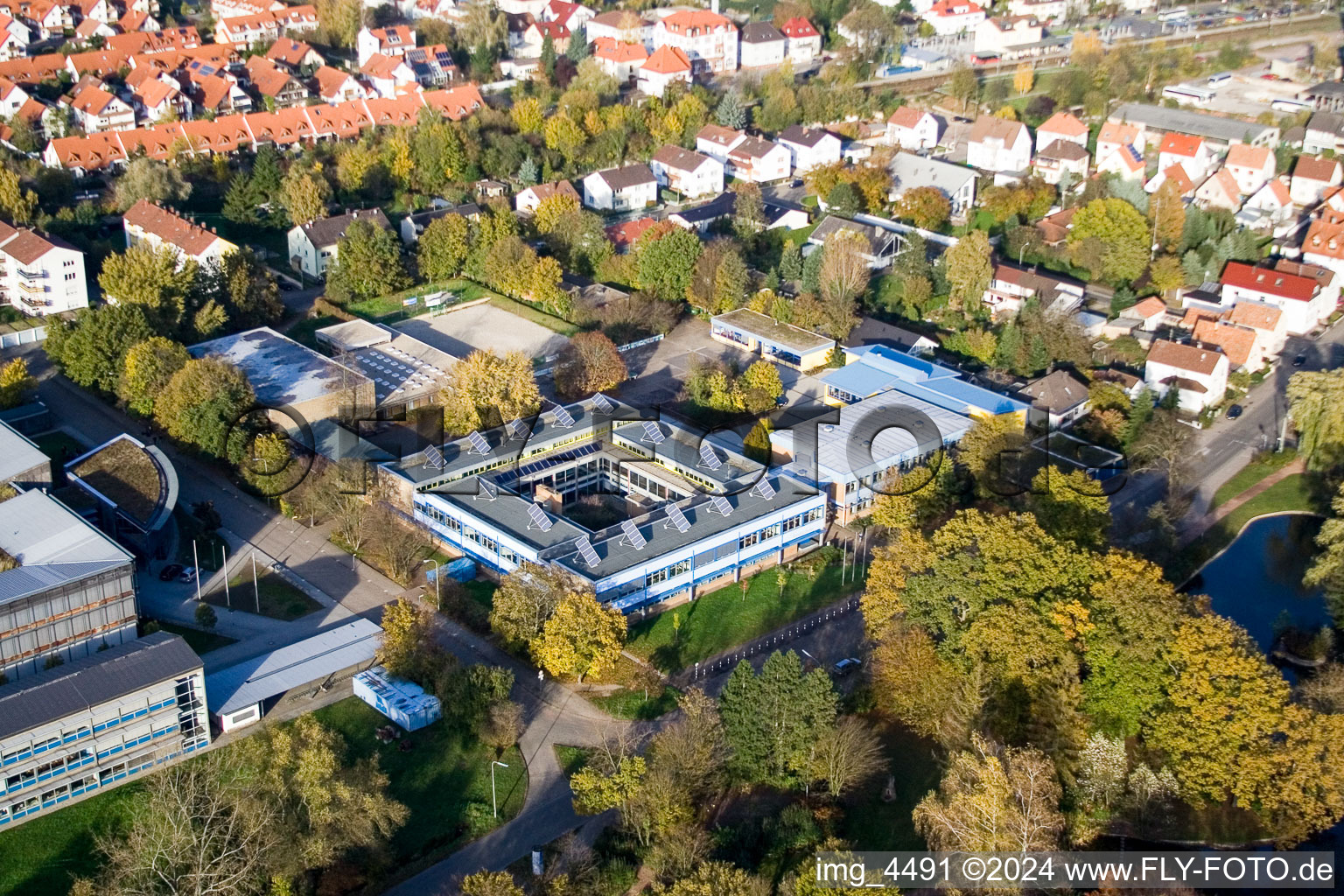 Vue aérienne de Lycée à Kandel dans le département Rhénanie-Palatinat, Allemagne