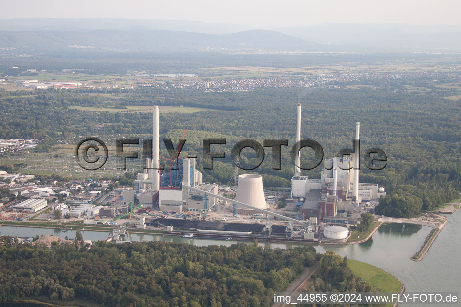 ENBW à le quartier Rheinhafen in Karlsruhe dans le département Bade-Wurtemberg, Allemagne vue d'en haut