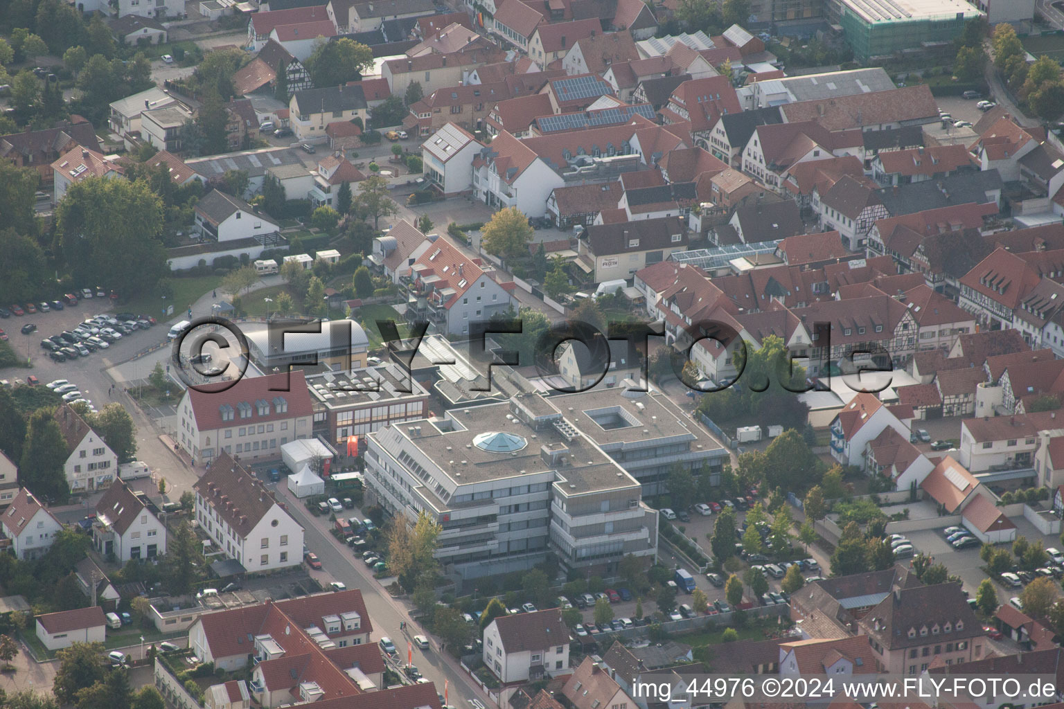 Vue aérienne de Fête de la ville 2011 à Kandel dans le département Rhénanie-Palatinat, Allemagne