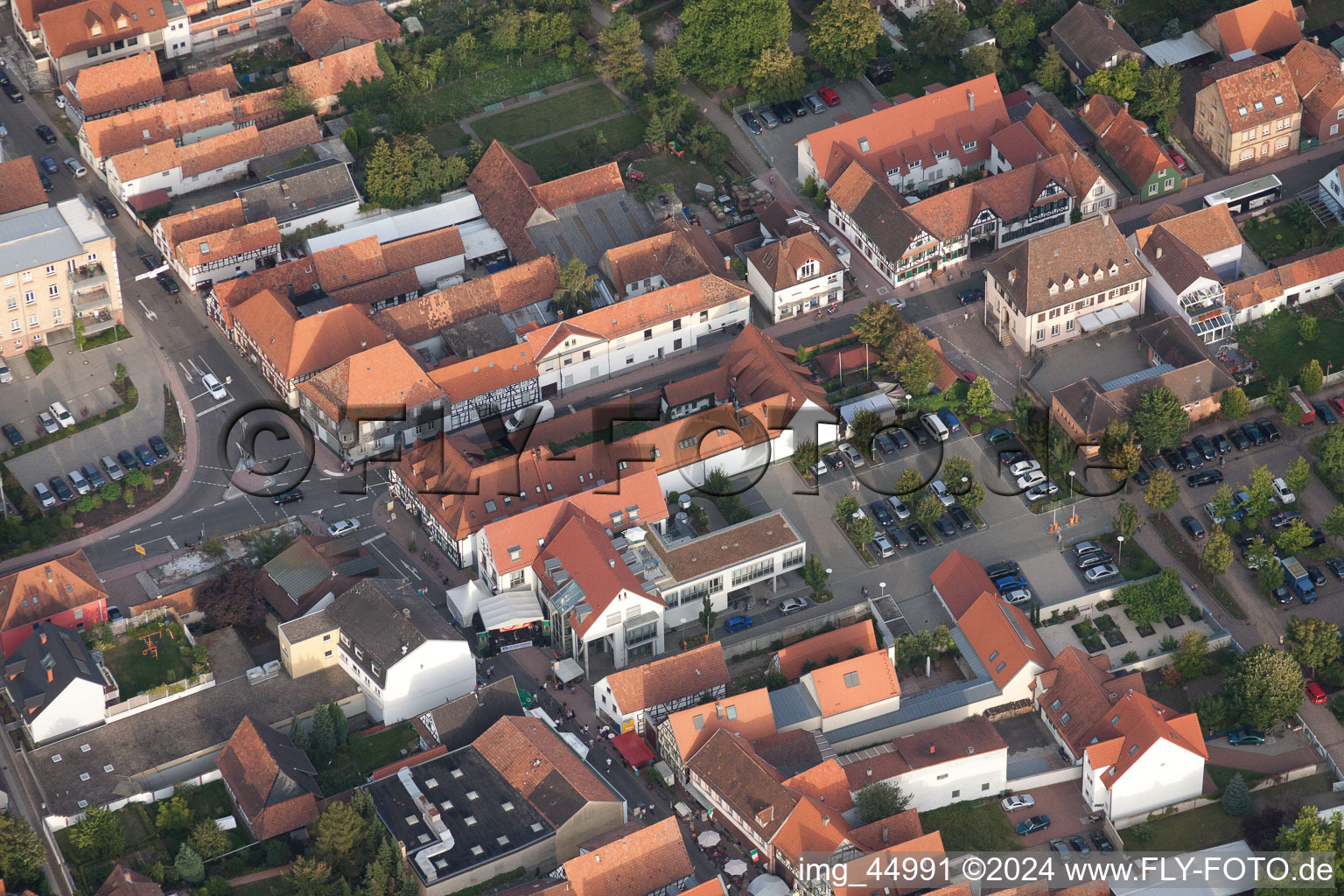 Image drone de Fête de la ville 2011 à Kandel dans le département Rhénanie-Palatinat, Allemagne