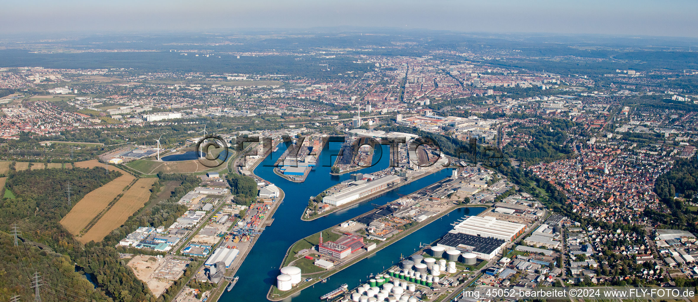 Vue oblique de Quartier Rheinhafen in Karlsruhe dans le département Bade-Wurtemberg, Allemagne