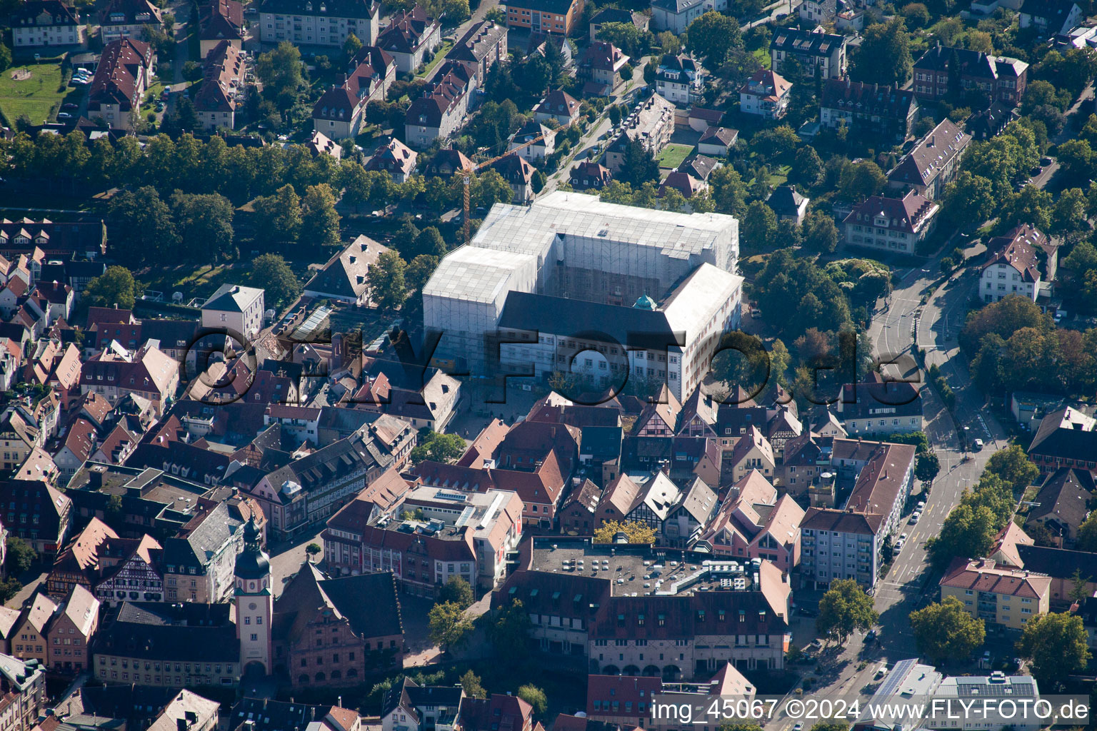 Vue aérienne de Serrure enveloppée à Ettlingen dans le département Bade-Wurtemberg, Allemagne