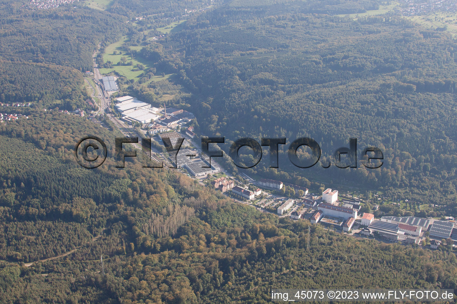 Filage à Ettlingen dans le département Bade-Wurtemberg, Allemagne vue d'en haut