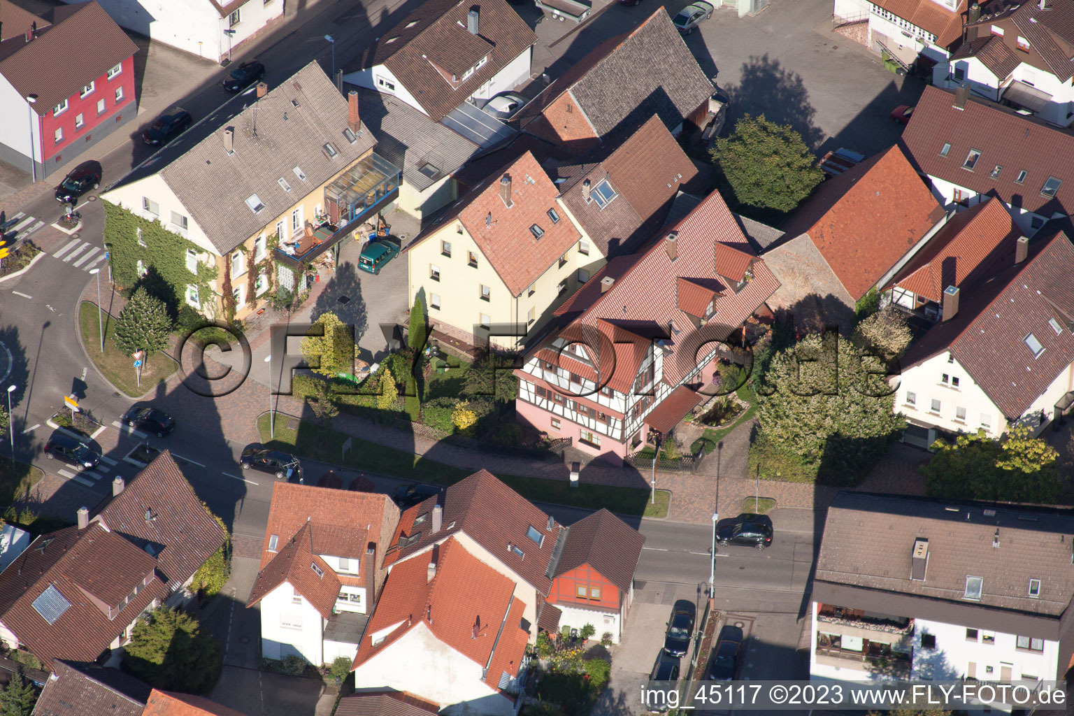 Photographie aérienne de Rue Haupt à le quartier Langensteinbach in Karlsbad dans le département Bade-Wurtemberg, Allemagne