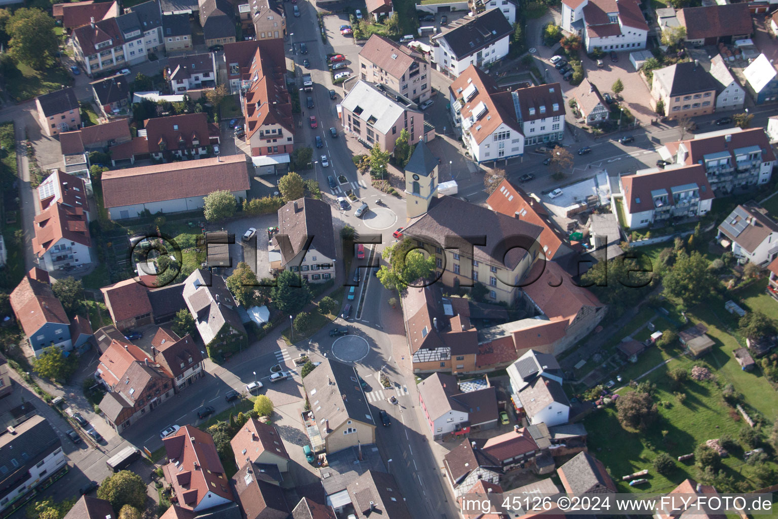 Rue Haupt à le quartier Langensteinbach in Karlsbad dans le département Bade-Wurtemberg, Allemagne hors des airs