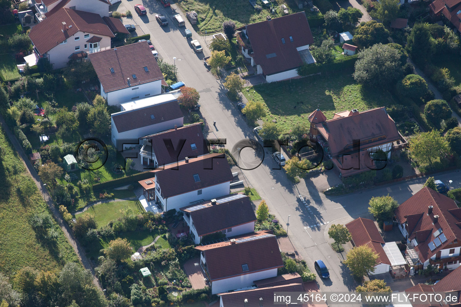 Photographie aérienne de Rue Mozart à le quartier Langensteinbach in Karlsbad dans le département Bade-Wurtemberg, Allemagne