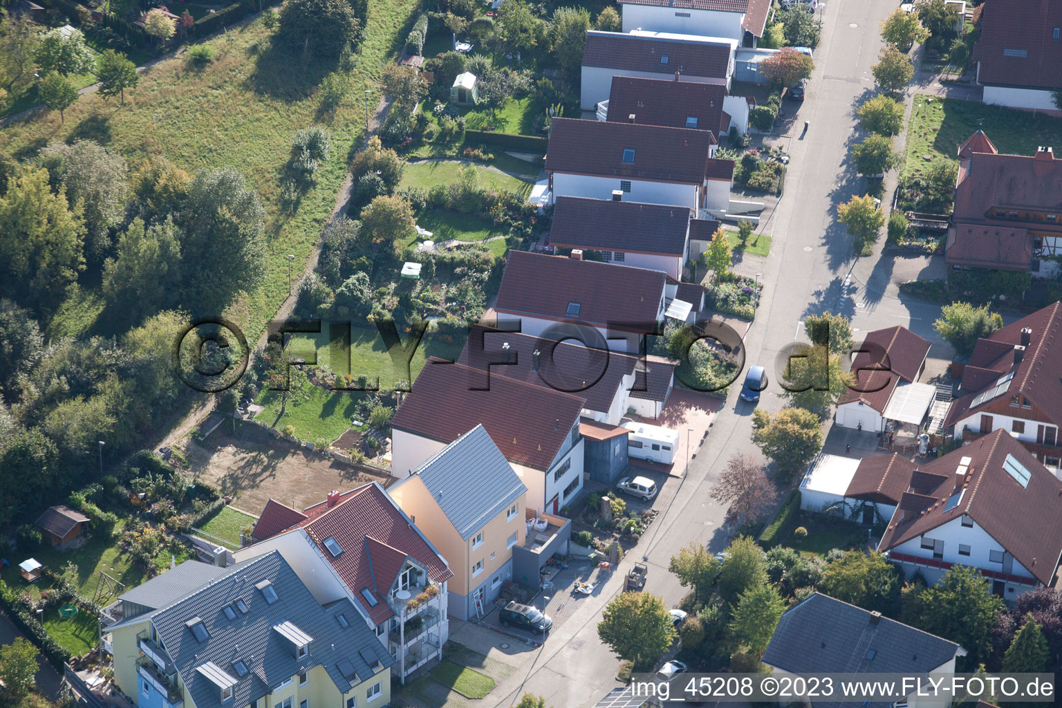 Photographie aérienne de Rue Mozart à le quartier Langensteinbach in Karlsbad dans le département Bade-Wurtemberg, Allemagne