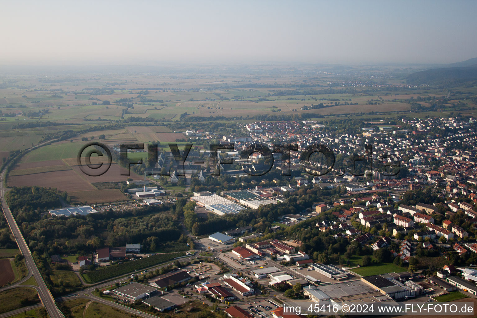 Bad Bergzabern dans le département Rhénanie-Palatinat, Allemagne vue du ciel