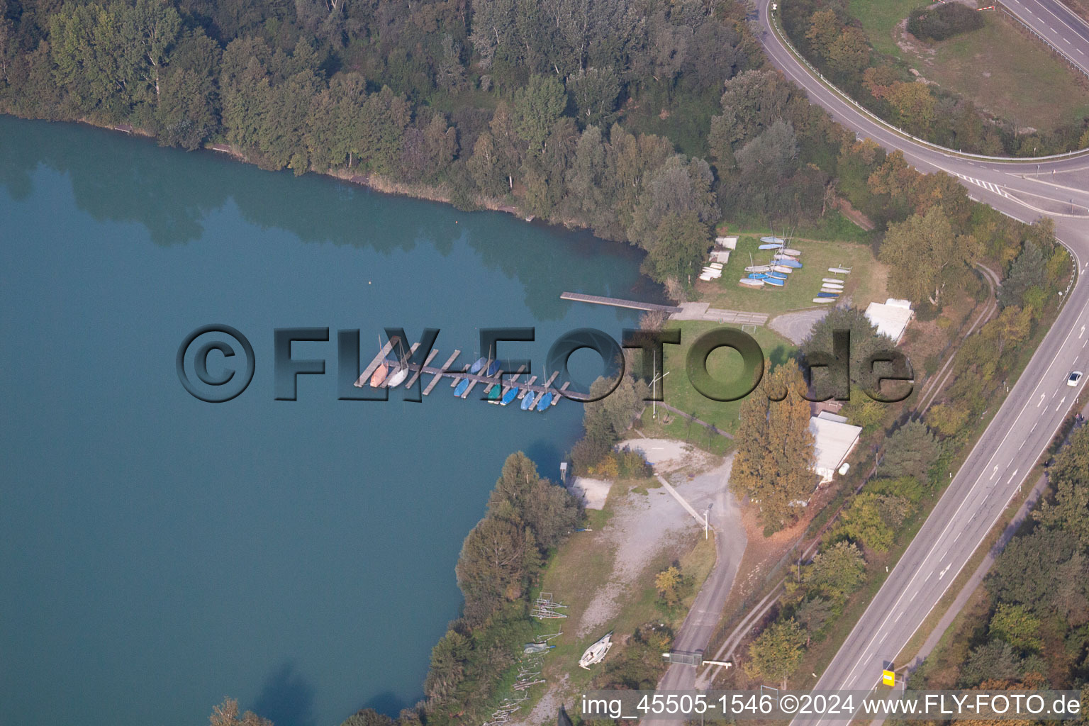 Vue aérienne de Club nautique à le quartier Neudorf in Graben-Neudorf dans le département Bade-Wurtemberg, Allemagne