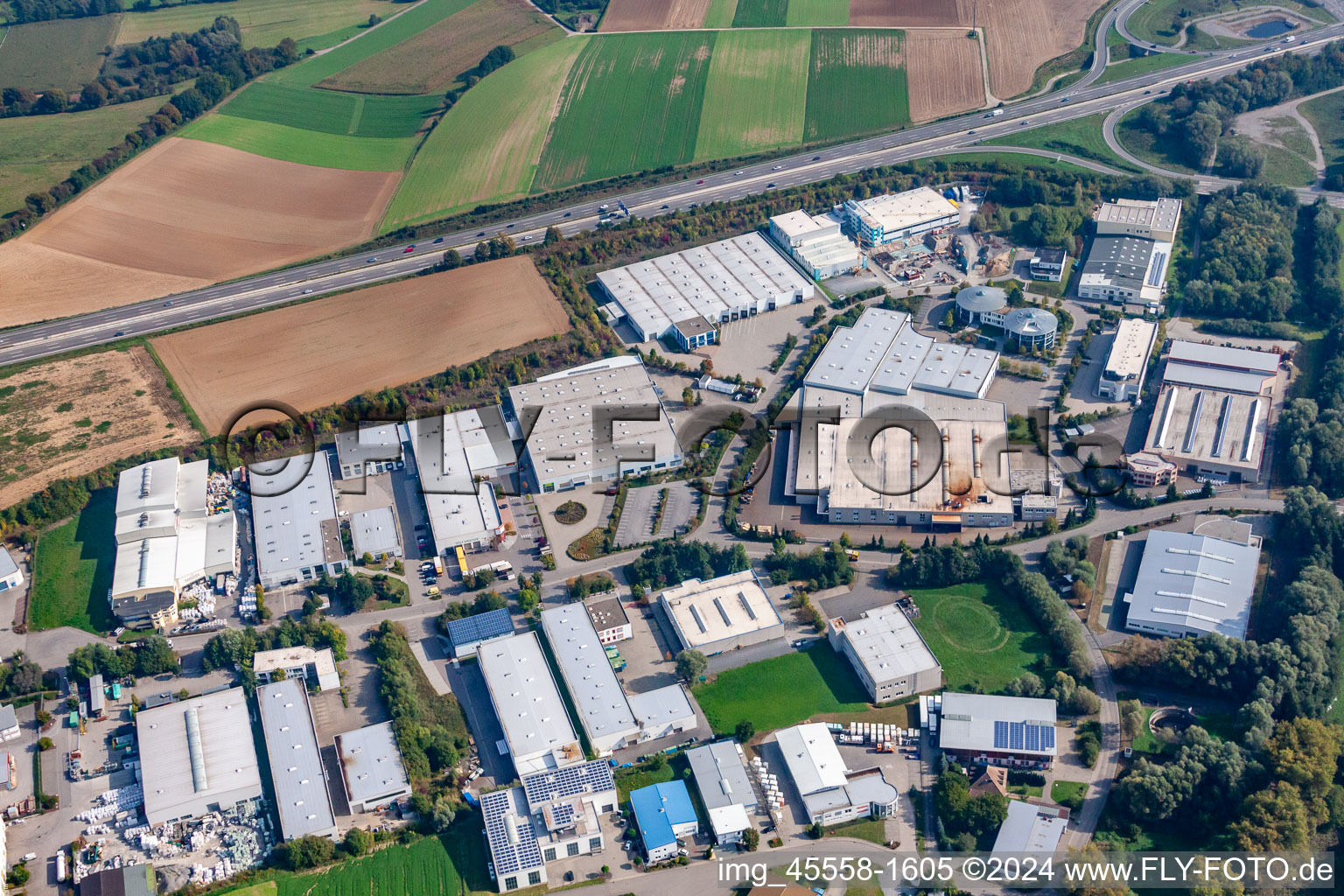 Vue aérienne de Zone commerciale SW à le quartier Dühren in Sinsheim dans le département Bade-Wurtemberg, Allemagne