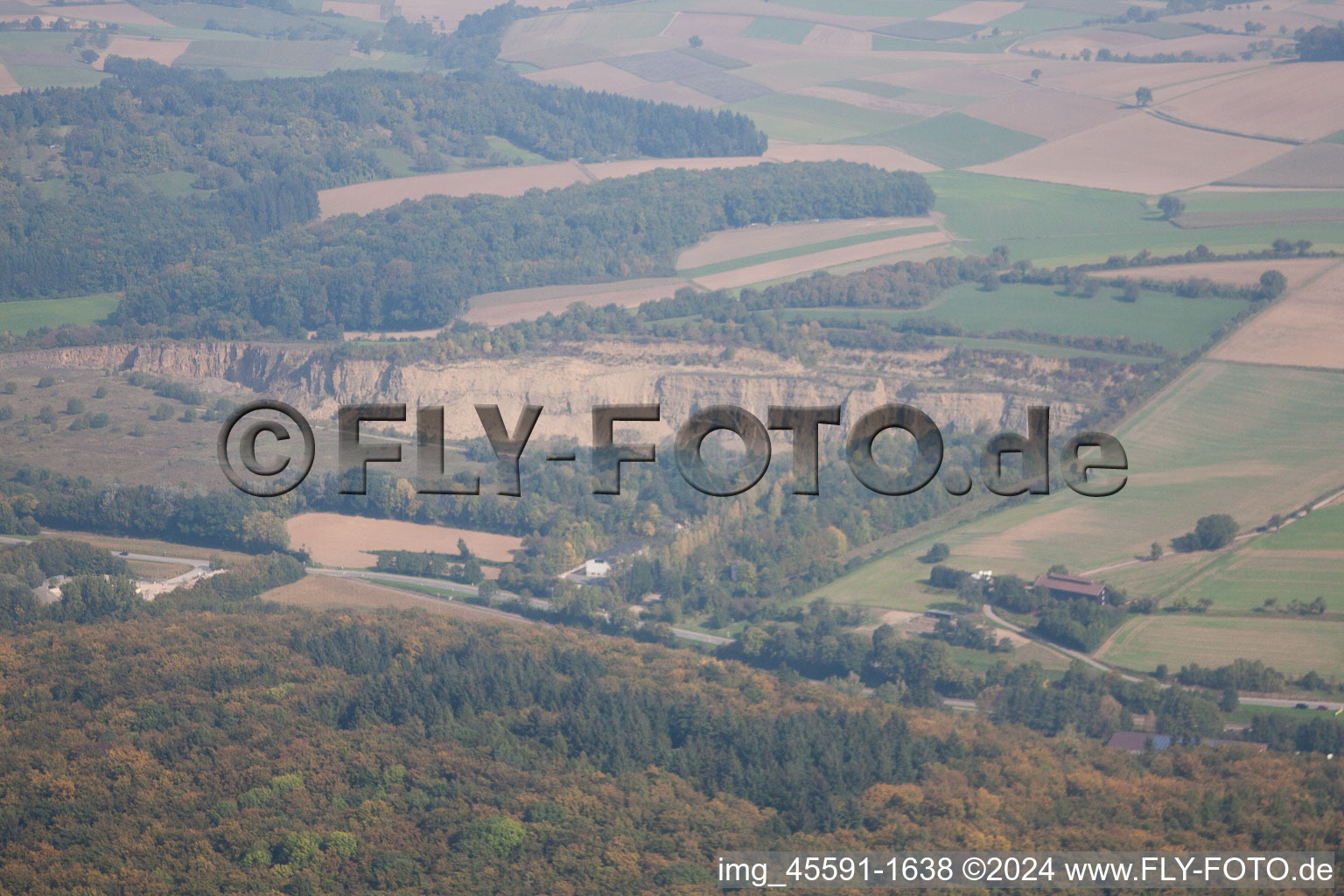 Vue aérienne de Neckarbischofsheim dans le département Bade-Wurtemberg, Allemagne