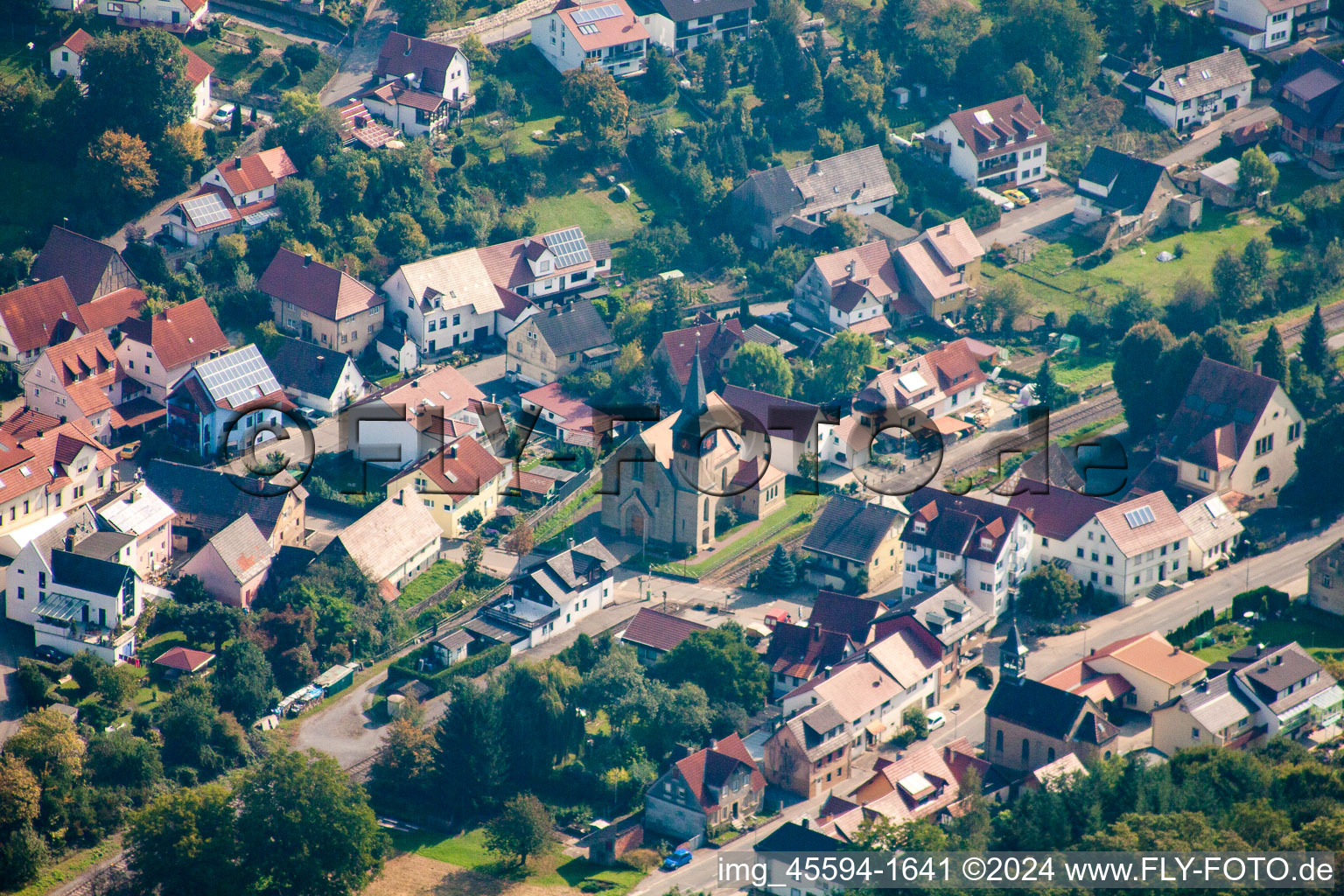 Vue oblique de Neckarbischofsheim dans le département Bade-Wurtemberg, Allemagne