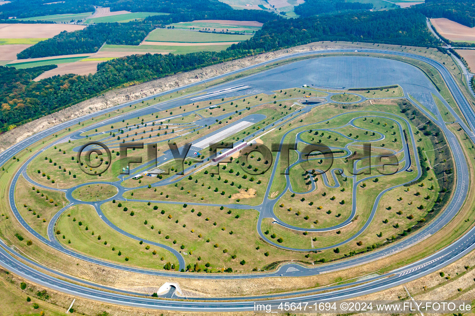 Photographie aérienne de Piste de test du centre de test Boxberg à le quartier Windischbuch in Boxberg dans le département Bade-Wurtemberg, Allemagne