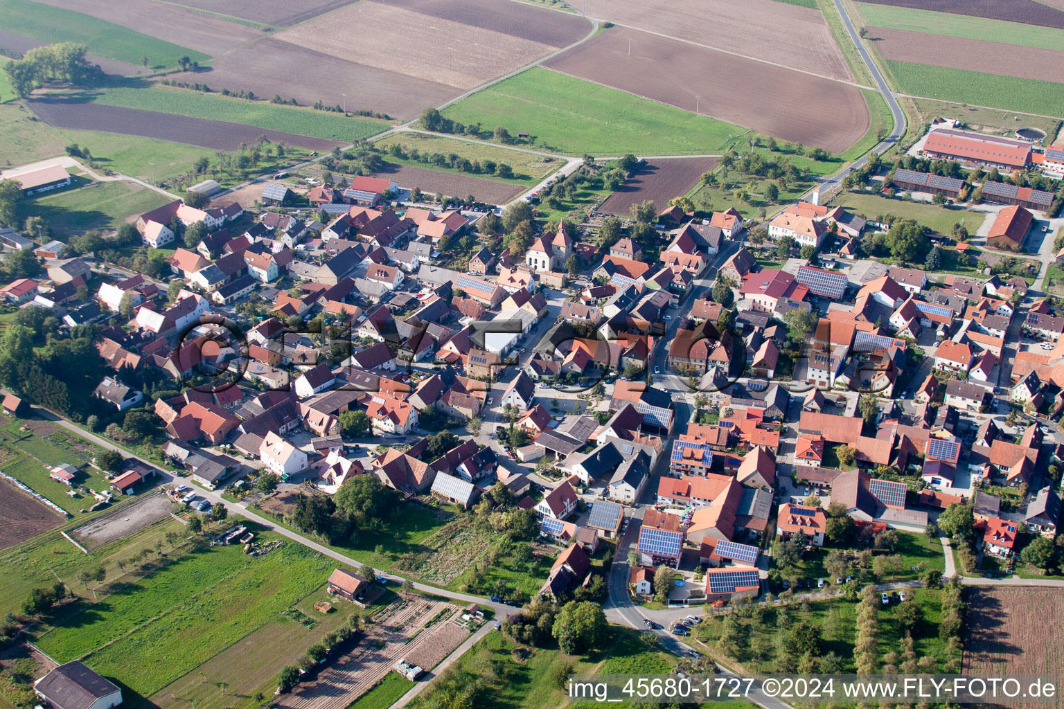 Vue aérienne de Quartier Bullenheim in Ippesheim dans le département Bavière, Allemagne