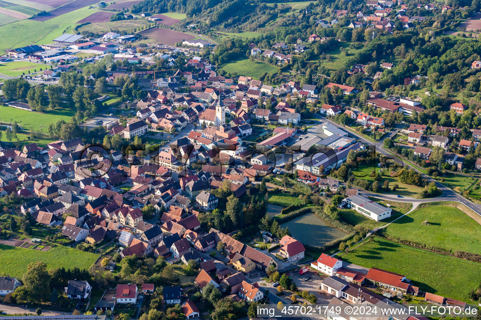 Vue aérienne de Burghaslach dans le département Bavière, Allemagne