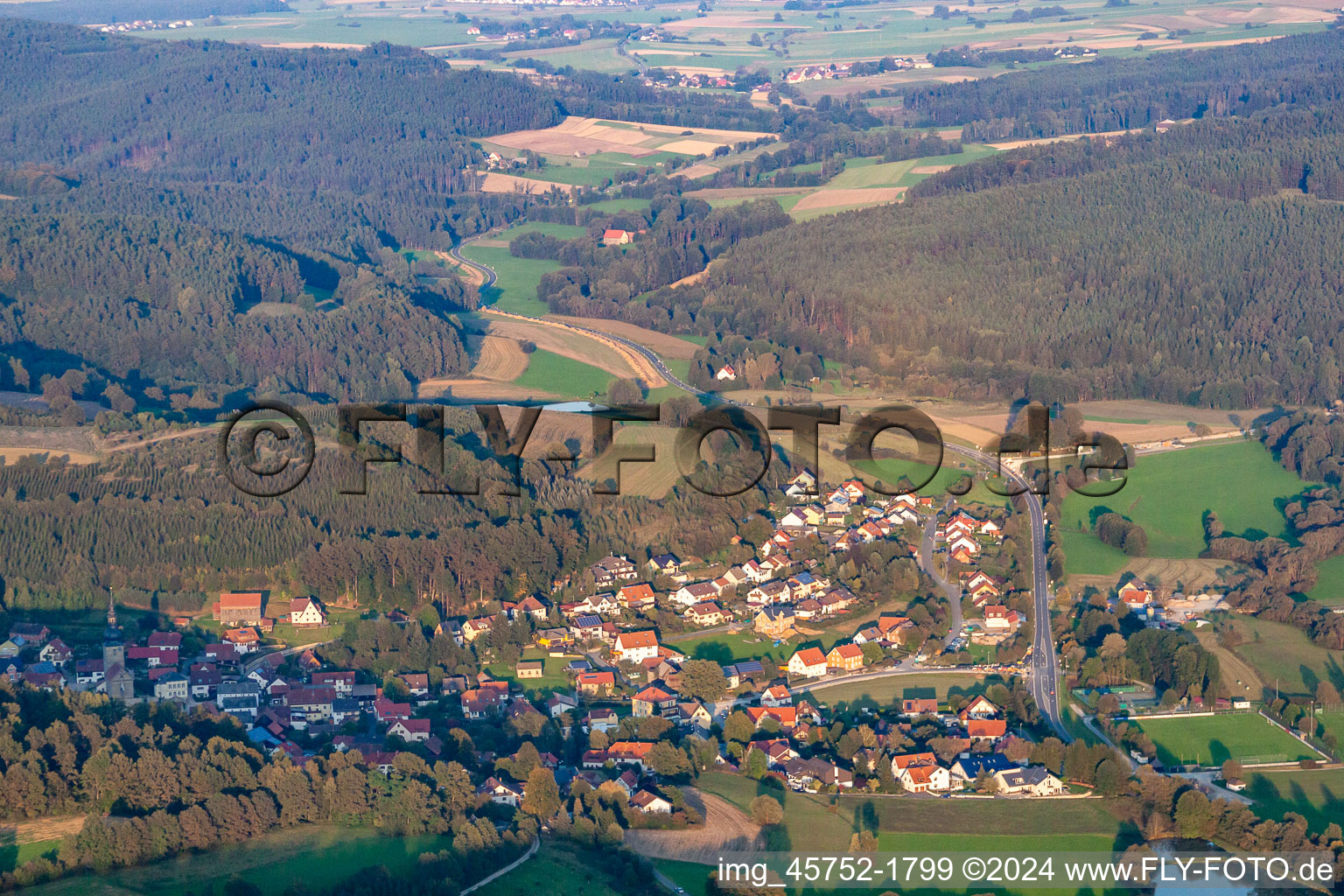 Vue aérienne de Quartier Obernsees in Mistelgau dans le département Bavière, Allemagne