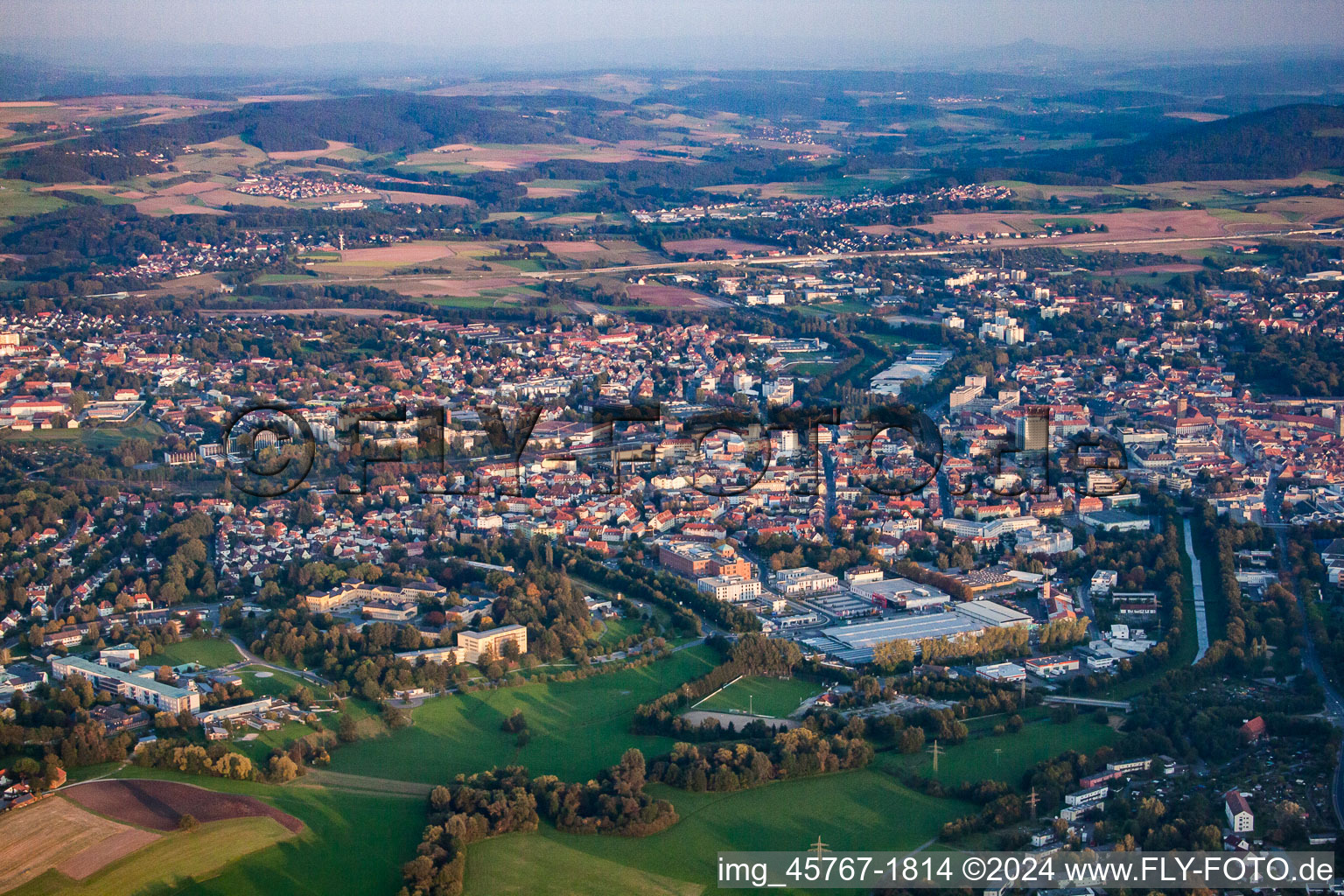 Vue aérienne de Anneau nord à le quartier Wendelhöfen in Bayreuth dans le département Bavière, Allemagne