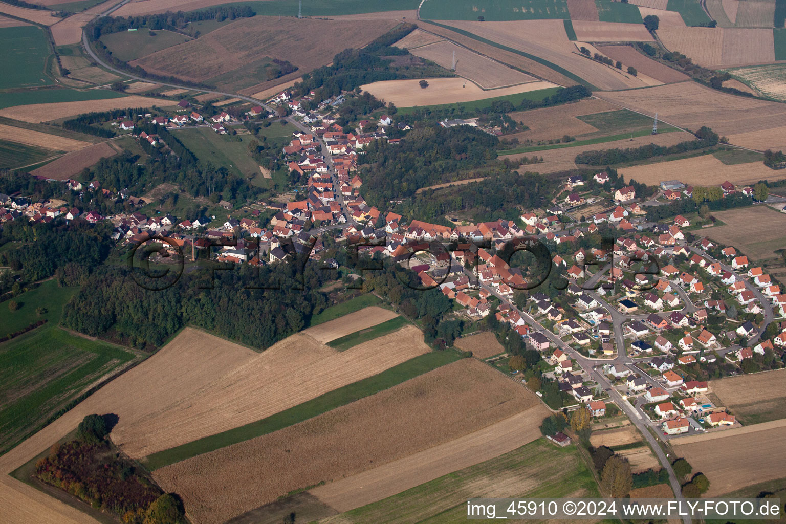 Enregistrement par drone de Neewiller-près-Lauterbourg dans le département Bas Rhin, France