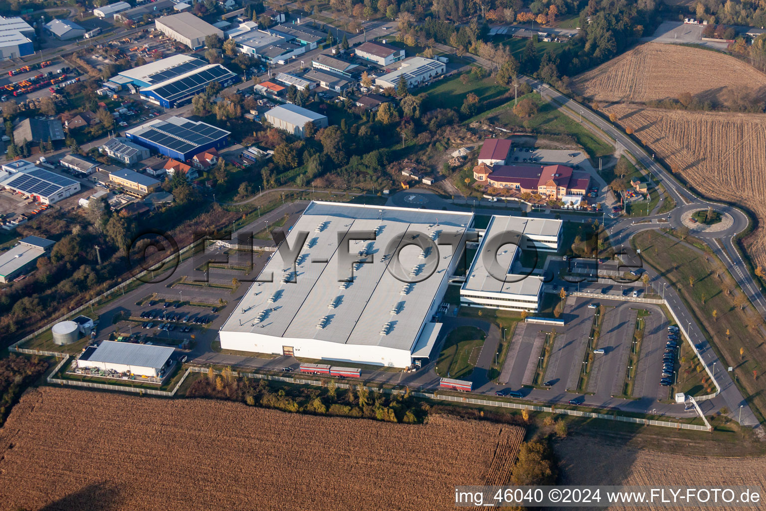 Vue oblique de Zone industrielle à Hagenbach dans le département Rhénanie-Palatinat, Allemagne