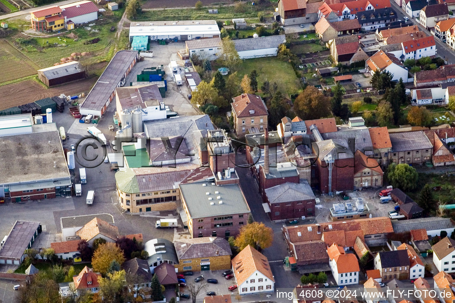 Vue aérienne de Locaux de la brasserie Bellheimer à Bellheim dans le département Rhénanie-Palatinat, Allemagne
