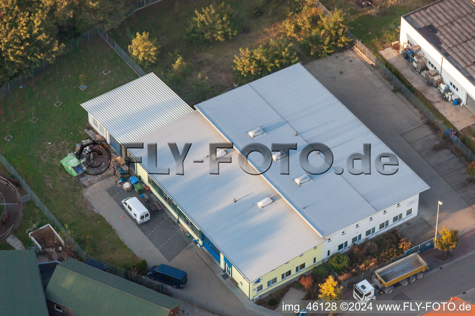 Image drone de Zone commerciale Mittelwegring à Jockgrim dans le département Rhénanie-Palatinat, Allemagne