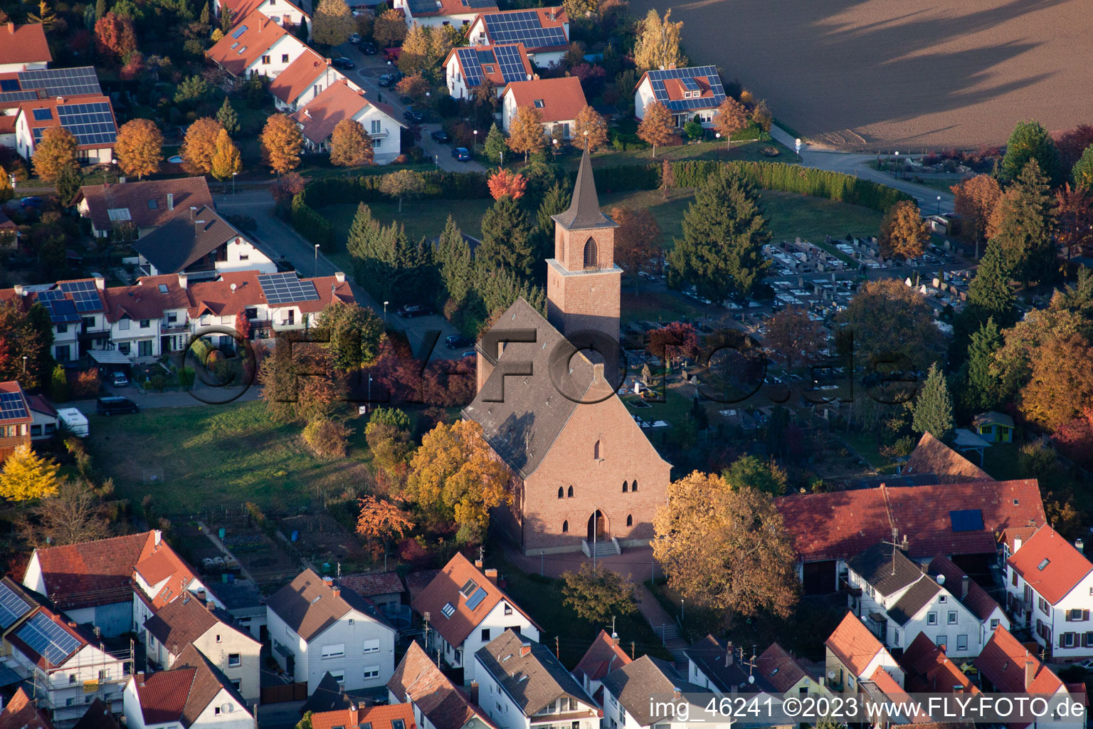 Vue aérienne de Essingen dans le département Rhénanie-Palatinat, Allemagne